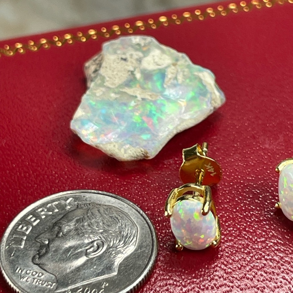 14K 2ct Australian‼️ Opal Stud earrings. SOLID 14K - Picture 4 of 9